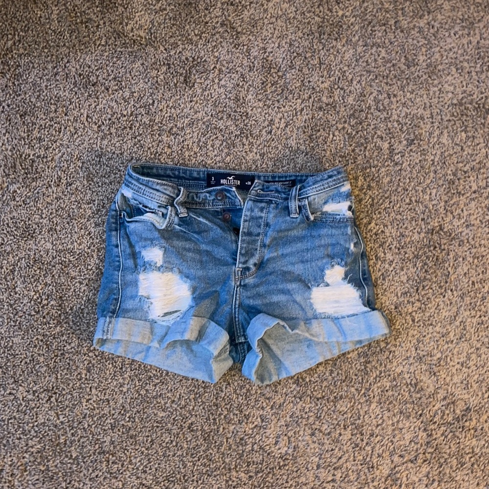 Hollister High-Rise Mom Short